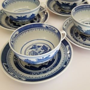 Vintage Blue Pagoda Scene Flat Cup Saucer Set of 4